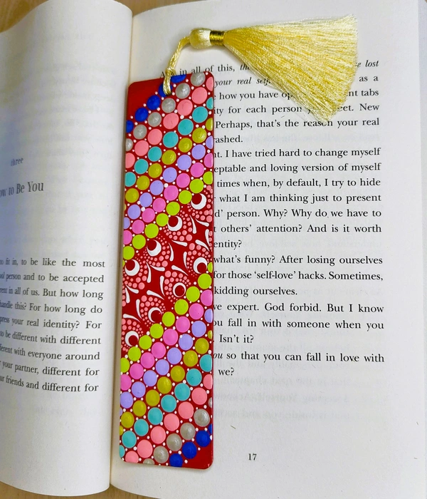 Bookmarks - Red: "The Scarlet Sentinels"*