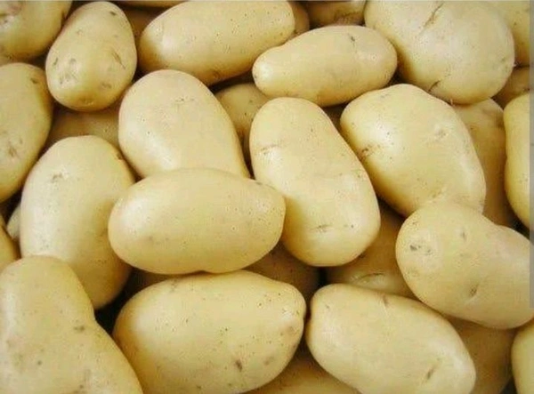 Fresh Potato (Aaloo) - 1kg