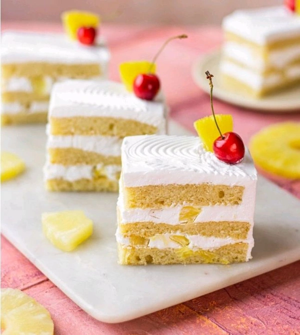 PINEAPPLE PASTRY 