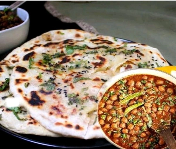 Aaloo Kulcha With Chola-2 Pcs - 2pcs