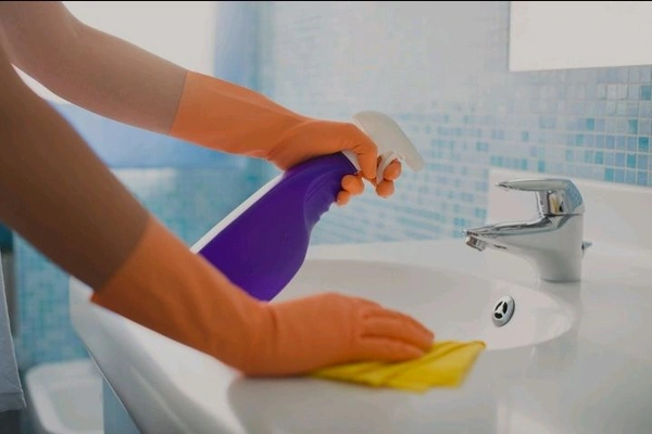 Bathroom Cleaning - 1 Bathroom