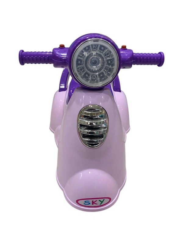 Vespa Scooty - Electric Violet