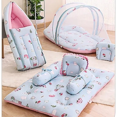 Bed & Pillows