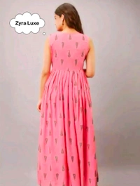 Anarkali Sleevless Long Kurti Cum Gown - peach, M