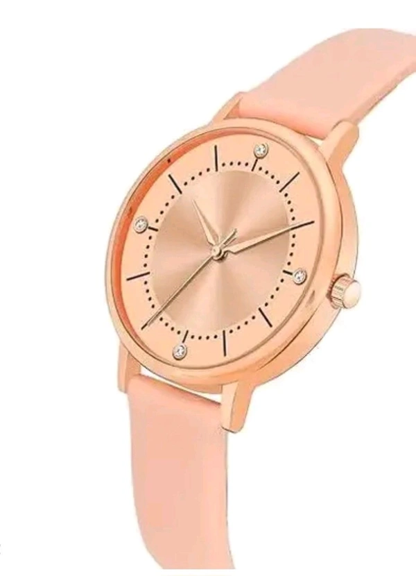 Royal Wrist |elegant Womens Watch [Welcome To Royal Family]