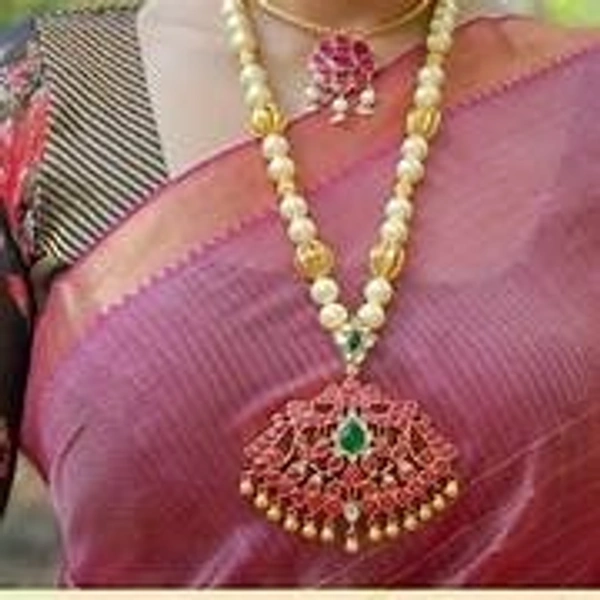 Stone Studded Sets