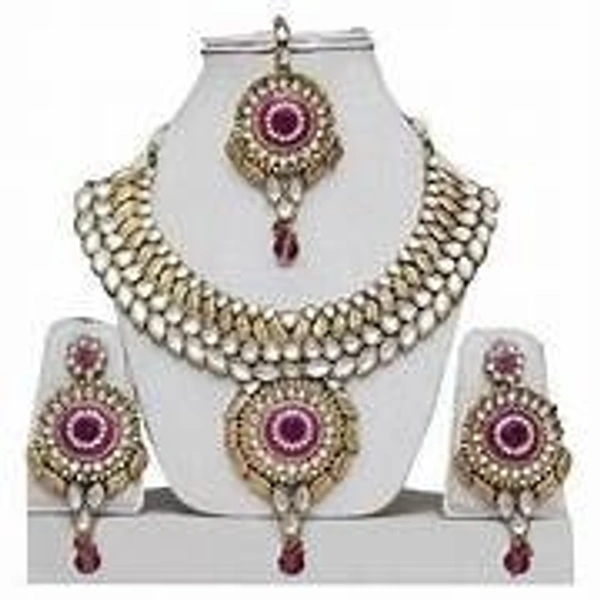 Neck Jewellery