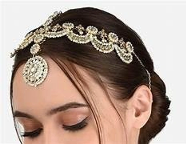 Maang Tikka & Head Jewellery
