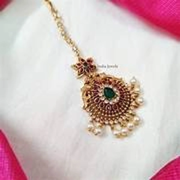 Maang Tikka & Head Jewellery