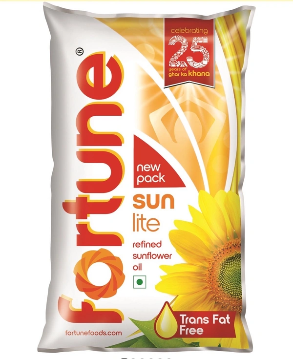 Fortune  Sunlite Refined Sunflower Oil Pouch (Surjomukhir Tel) (870 g)