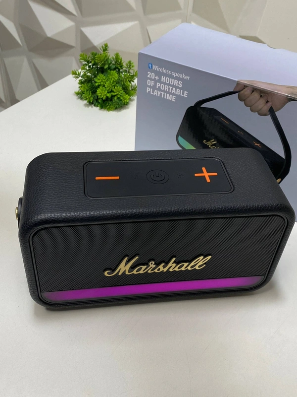 M15 RGB SPEAKER - Black