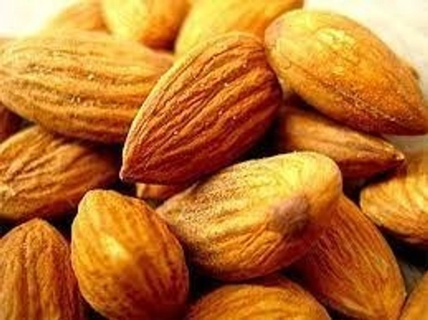 Almonds ( बादाम ) - 1kg