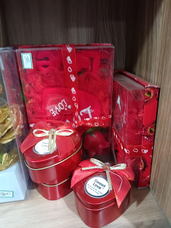 Gifts 50 To 500Rs