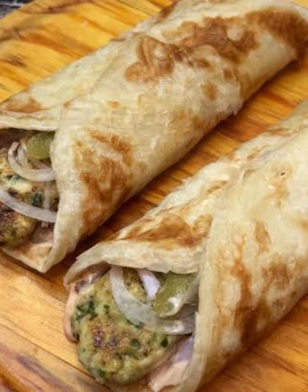Lucknow Special Chicken Galouti Roll