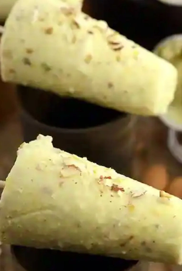 Kesar Pista Dryfruits Kulfi  - 100 Gram, Infusion Special Kulfi