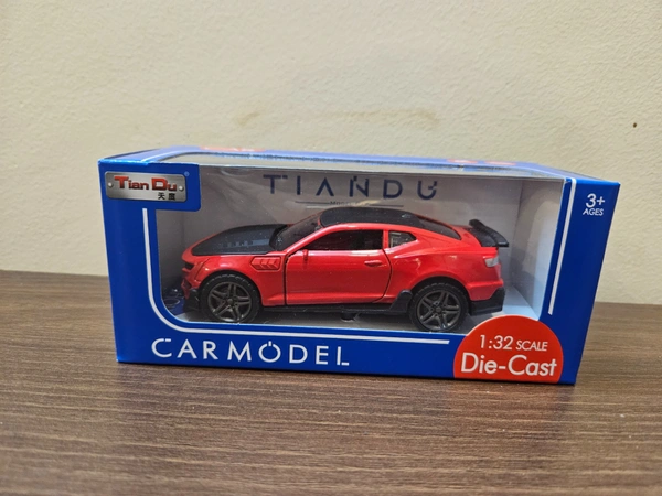 1:32 Scale Mustang Diecast Metal Pullback RedToy car