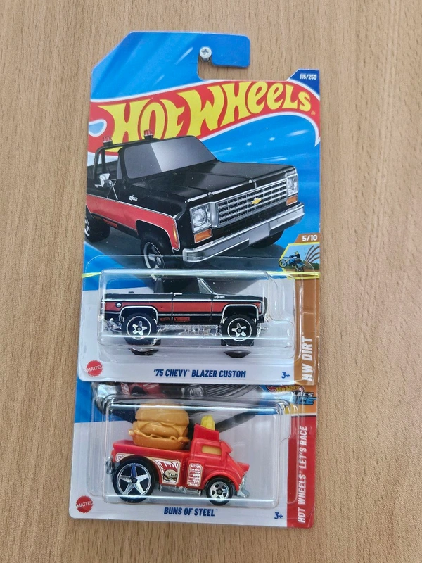 HotWheels Combo '75 Chevy Blazer and Buns of Steel