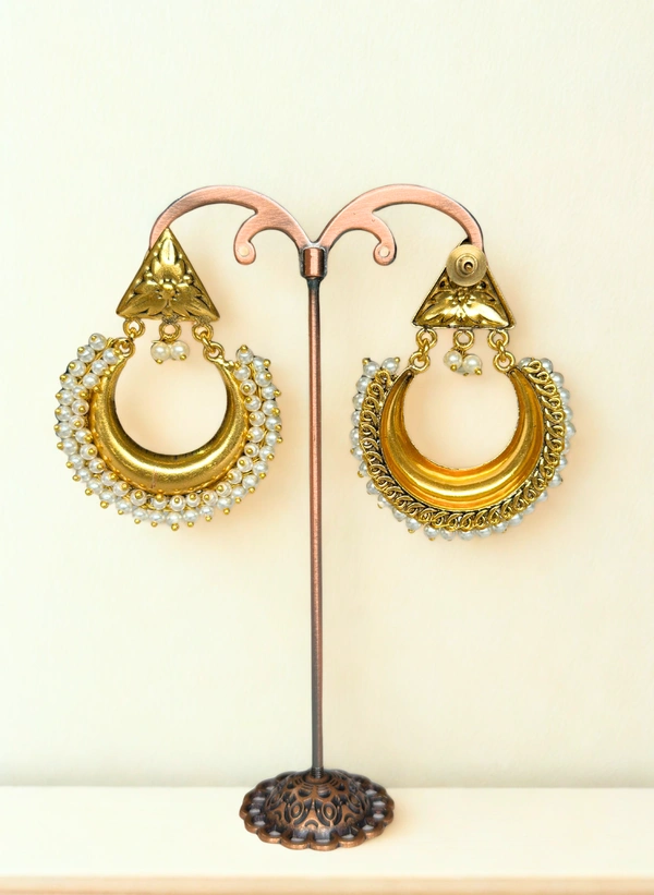 Radhika Chandbali - 7 cms, White with Gold, 25 gms