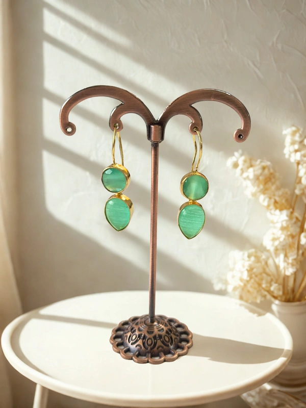 Radhika Danglers - 4 cms, Gold & Mint, 8 gms