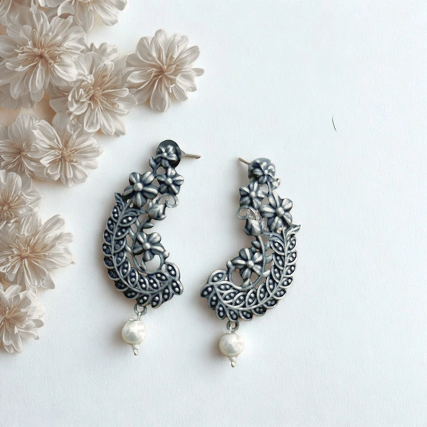 Radhika Danglers - 5 cms, Oxidised, 15 gms