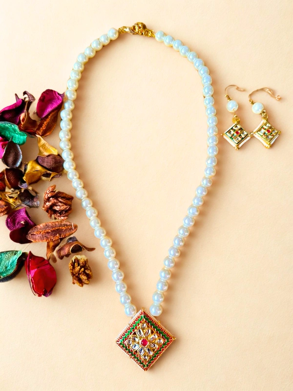 Radhika Pearls - 57 cms, White & Multicolor, 60 gms
