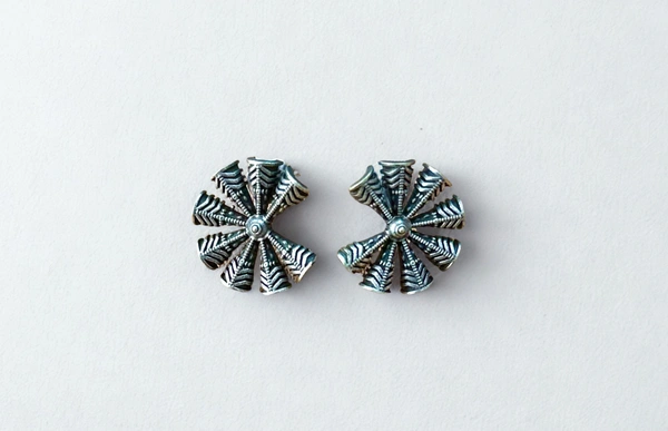 Radhika Studs - 2 cms, Oxidised, 9 gms