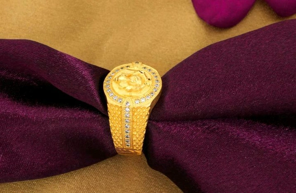 Ganesh Ji With Round shini Dimond Ring Design For Man R002 - Gold, 22-24-26-18-20-16-30-
