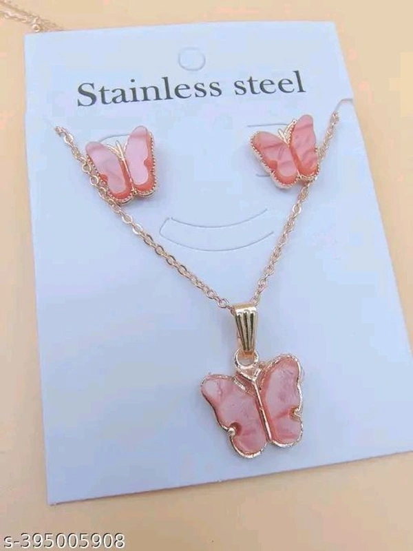 Fabulous Women Analog Watches With (Free Necklace And Tops Set )

 - Blush Pink, Free Size