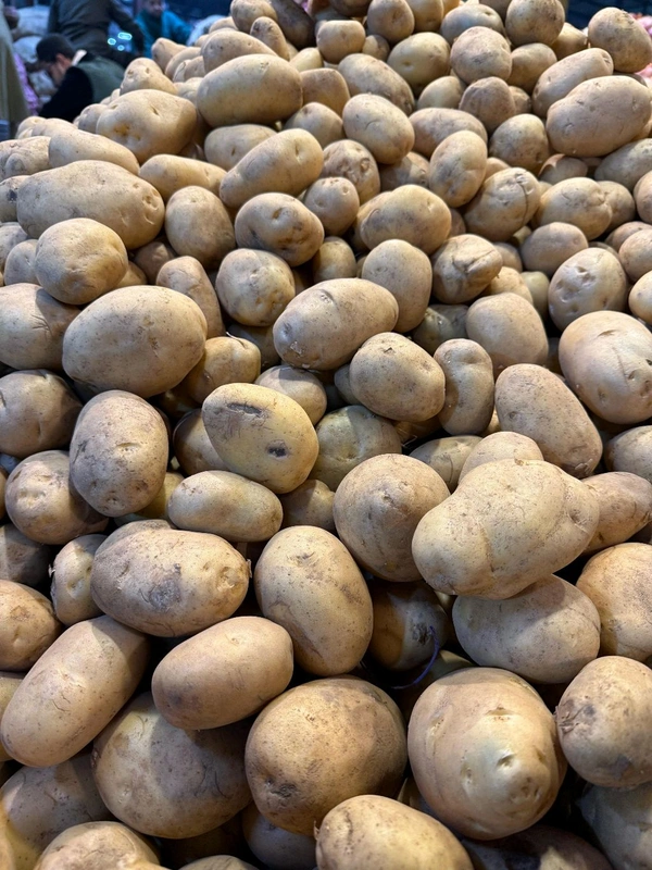 Potato (બટાકા) - 1 KG