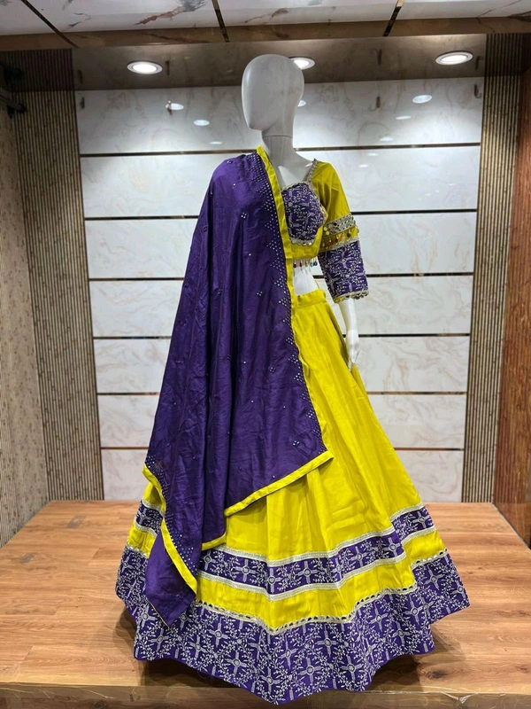 Nav Nakhra