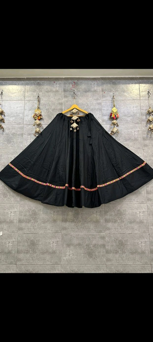 Kachi Border Skirt 