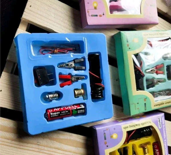 Electron Science School Project,Kits Fan Light Bulb & Motor (10 Pcs Set)