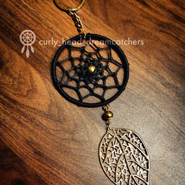 Dreamcatcher keychain - Black, Golden beads, Golden keyring, Black