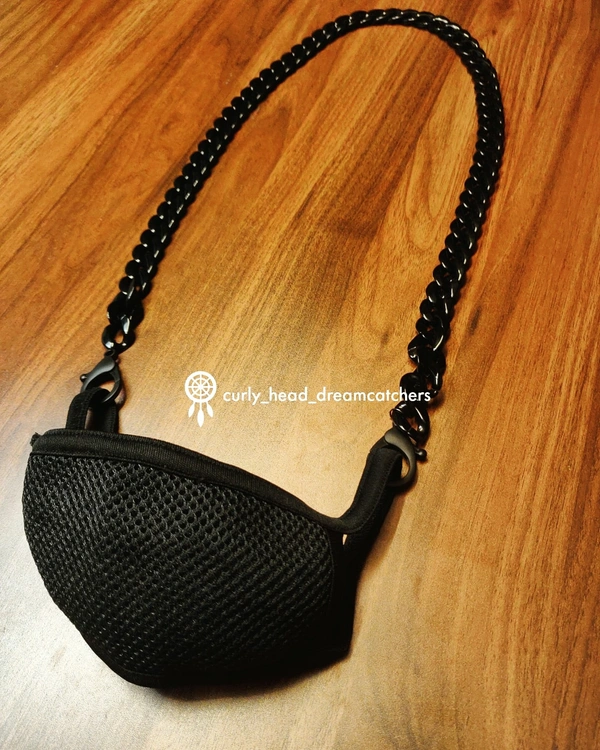 Mask chain - Black 