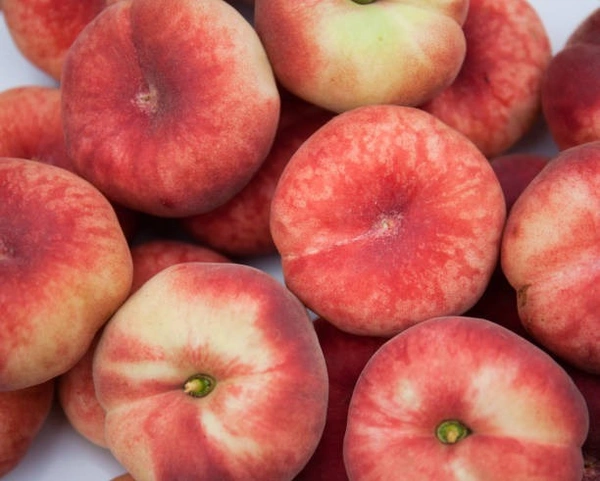 Flat Peaches jordan|الخوخ المسطح الأردني - Box=4Kg, Box, 🇯🇴Jordan