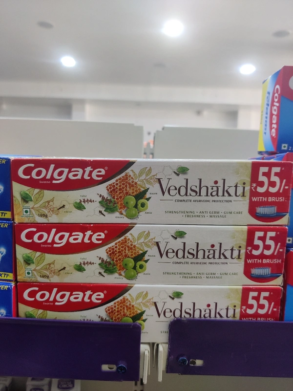Colgate Vedshakti 140g