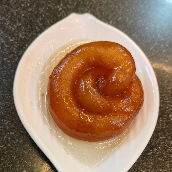 Chena Jelebi - 6 Pieces - 6 Pieces, Plastic Container