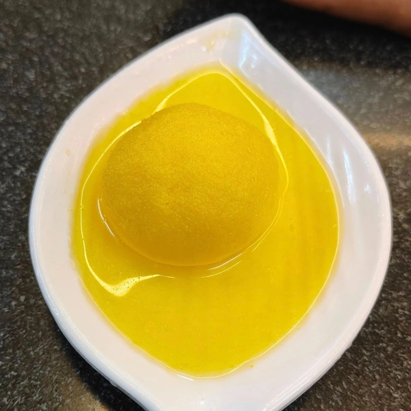 Kamalabhog - 6 Pieces - 6 Pieces, Plastic Container