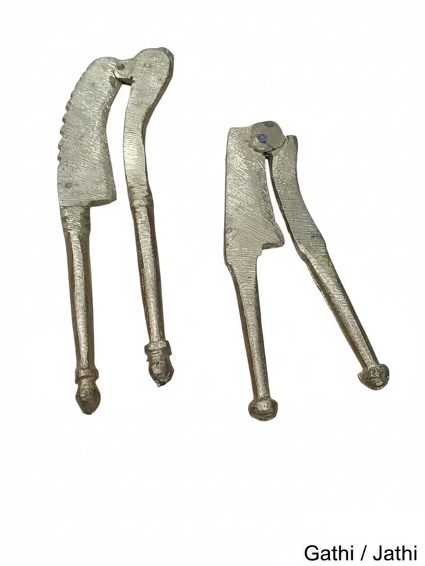 Dashakarma  Supuri Cutter For Puja ( Jathi / Sodi ) Size - M   - Size - M, L- 3 ", Petol Brass Mix, 50 g