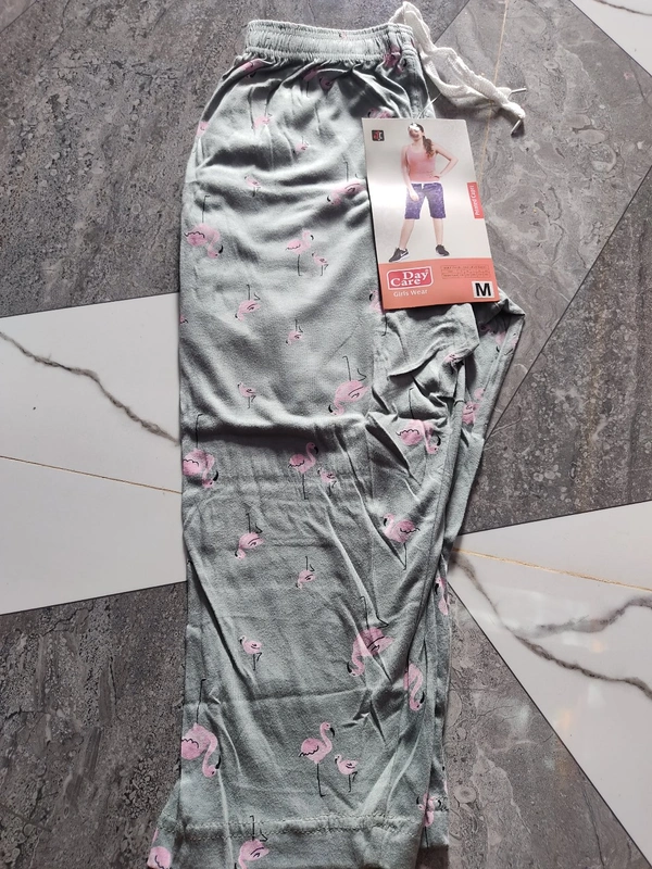 Day Care Printed Capri - ASST, L