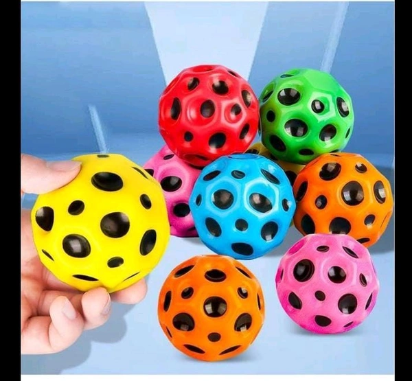 Moon Ball 