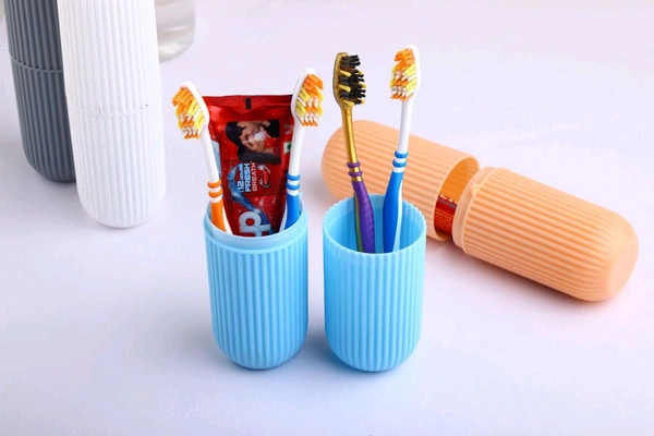 Capsule Brush Holder 