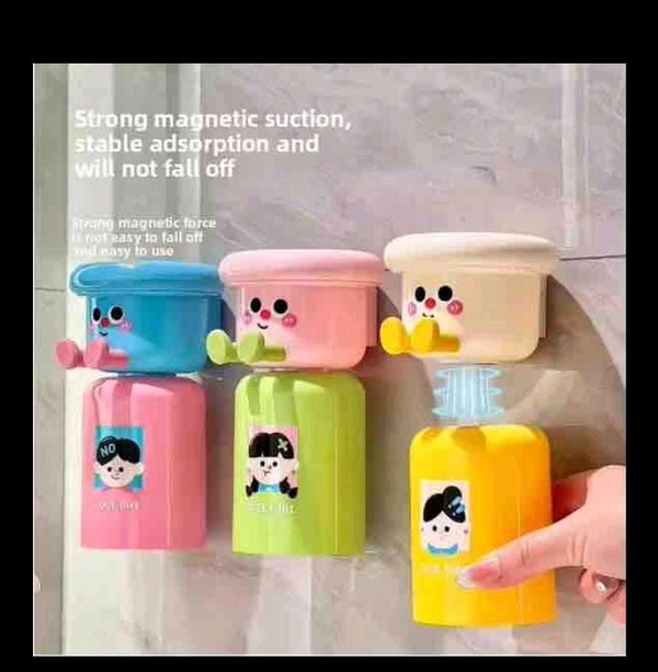 Fancy Portable Tooth Brush Holder 