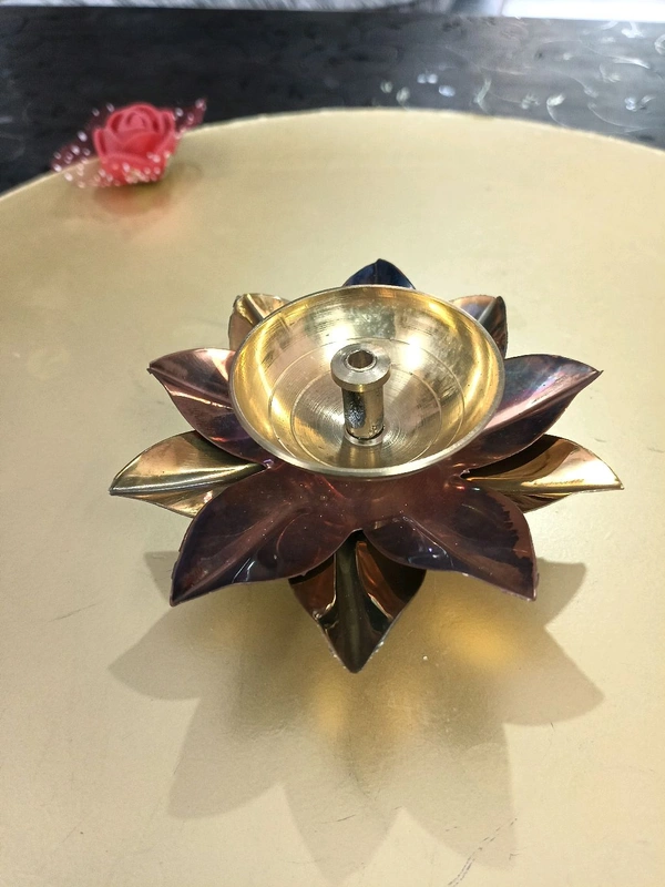 Lotus Akhand Dia 
