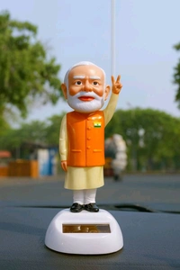Modi Car Statue 