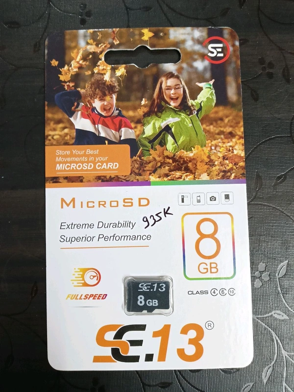 UBON 8 Gb Memory Card 