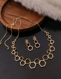 Women’s Necklace Set - Gold
