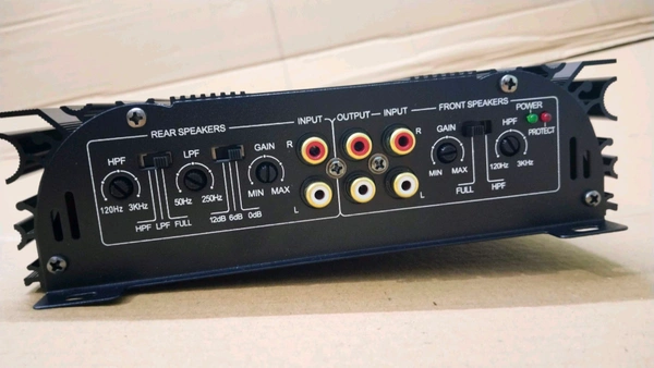 Megasonic Brand 4 Channel Amplifier With Wiring 