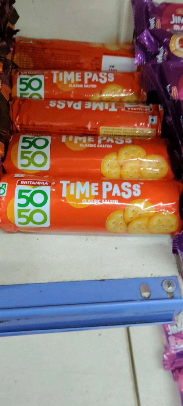 Britannia Time Pass Rs 10