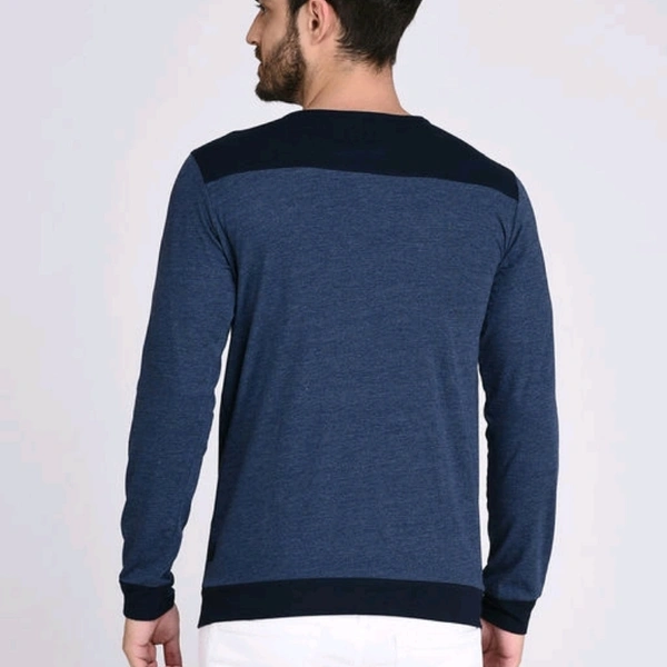 Urbane Elegant Men Tshirts - XL